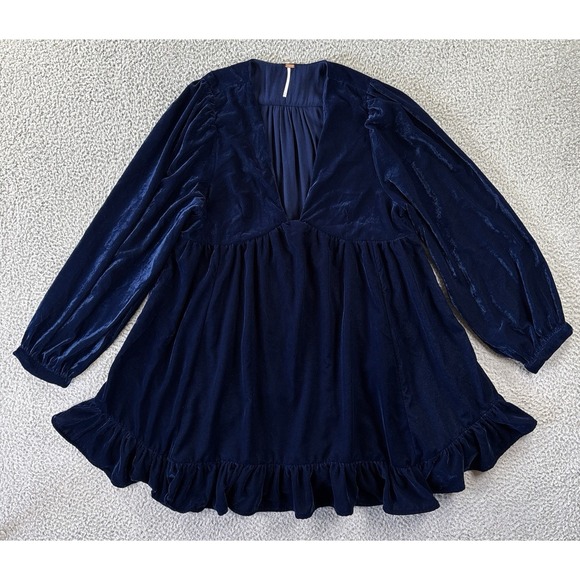Free People Dresses & Skirts - Free People Estella Velvet Mini Dress Womens Medium Blue Ruffled Flowy Hem